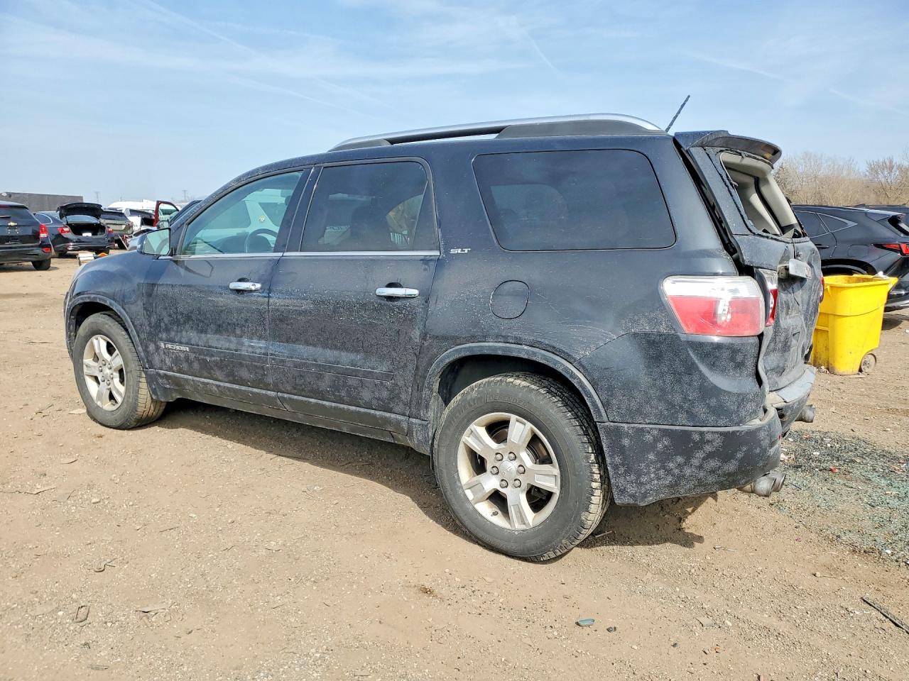 2008 GMC ACADIA SLT-1 photo 2