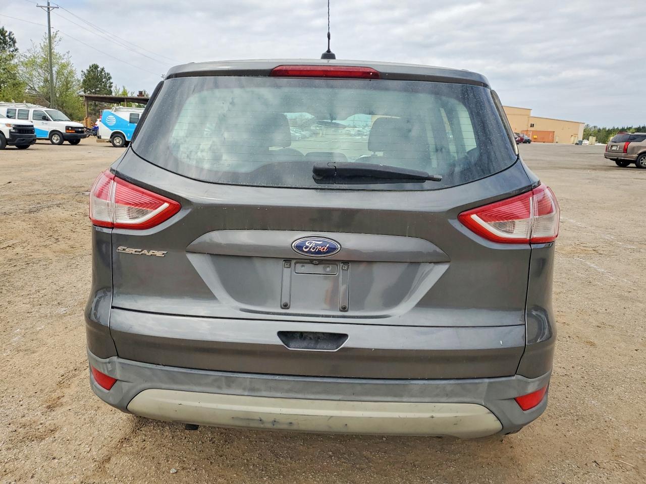 2016 FORD ESCAPE S photo 11