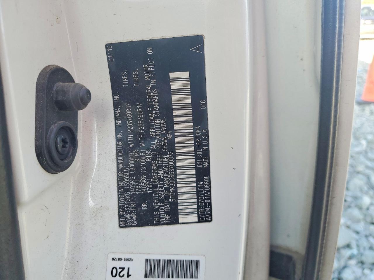 2016 TOYOTA SIENNA XLE 8-PASSENGER photo 25