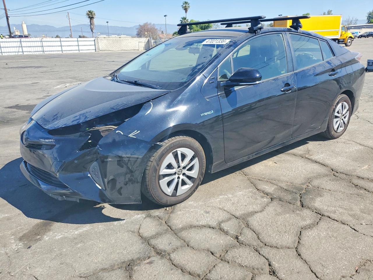 2017 TOYOTA PRIUS