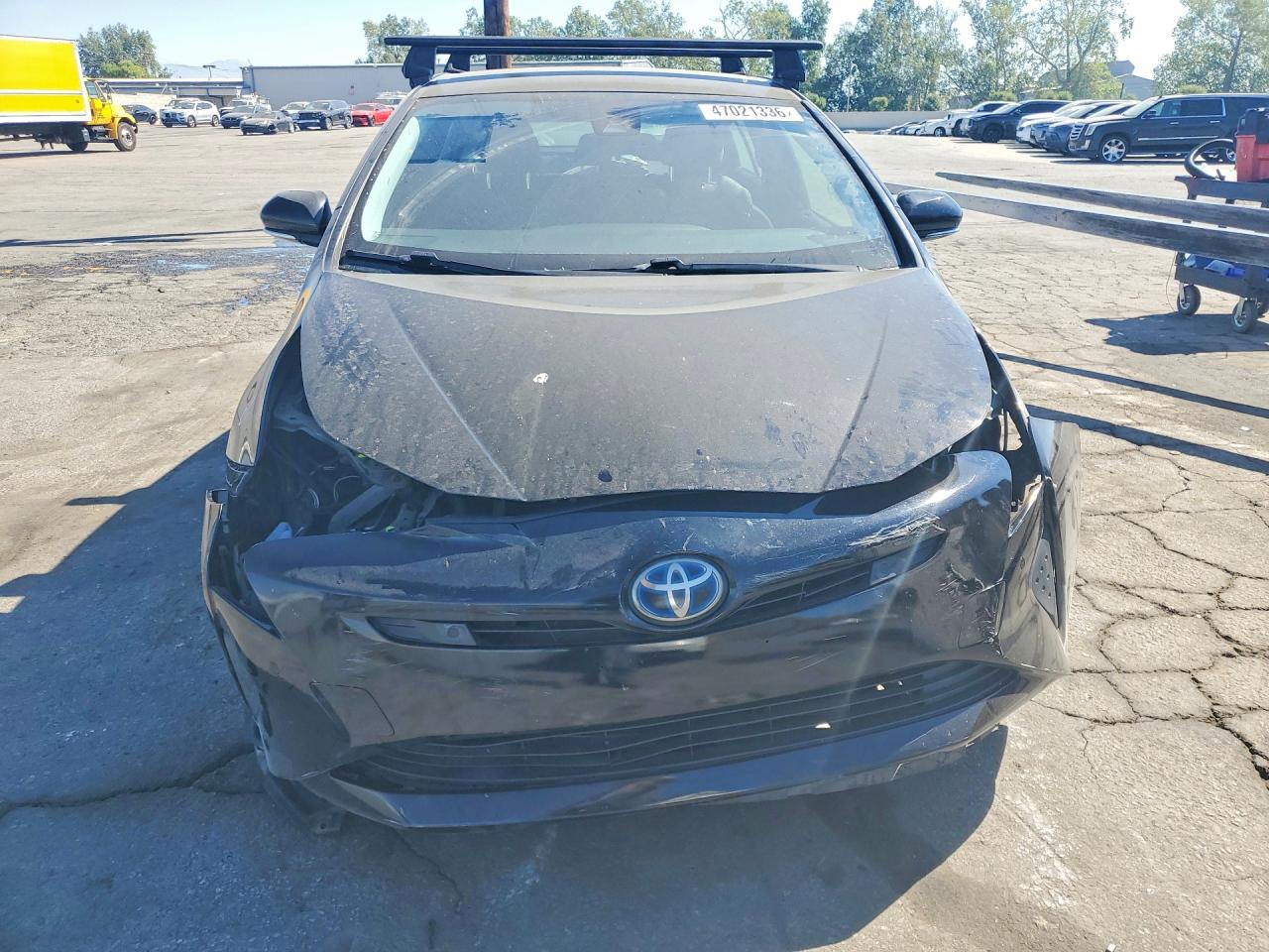2017 TOYOTA PRIUS TWO photo 5