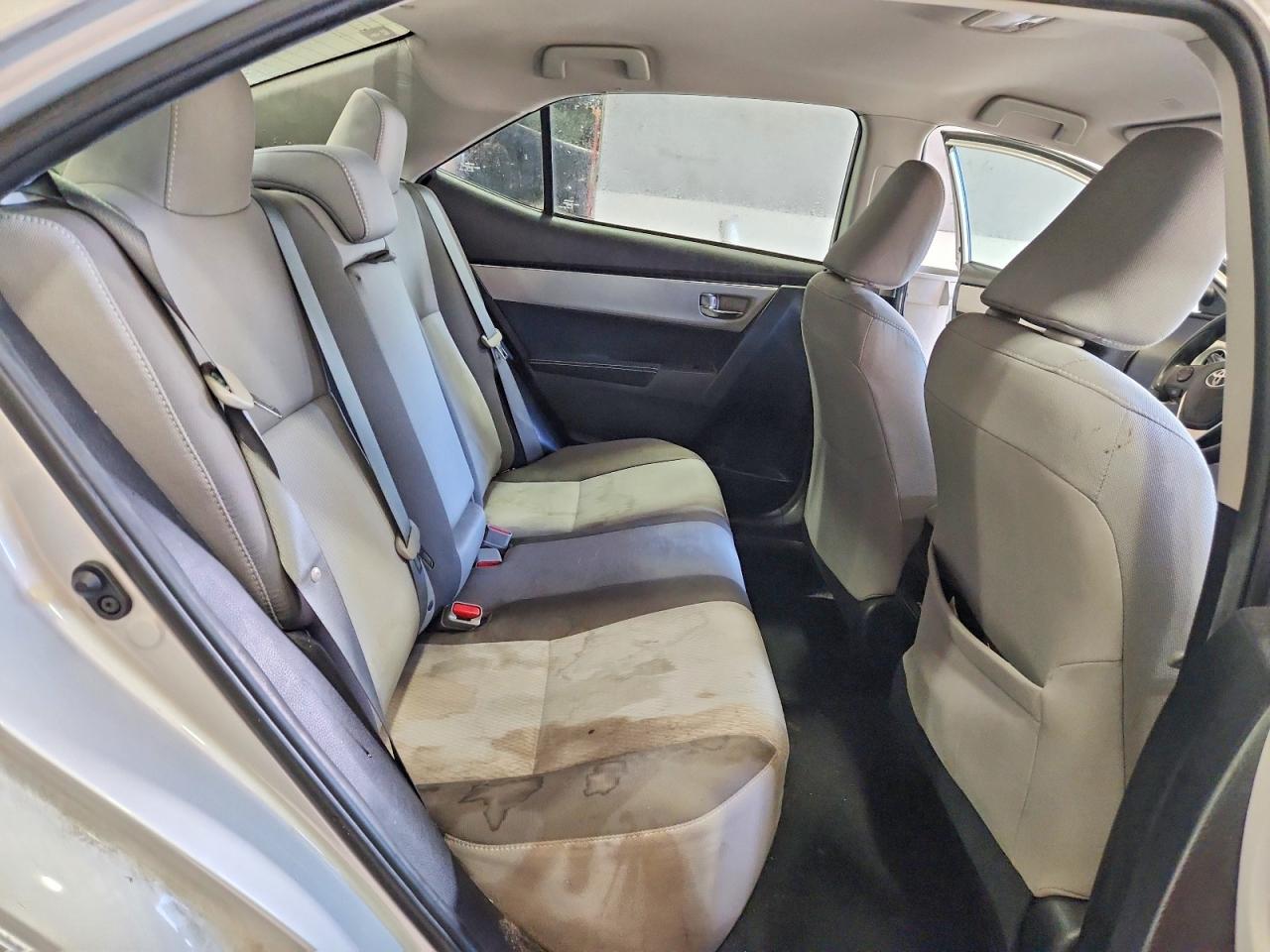 2019 TOYOTA COROLLA LE photo 19