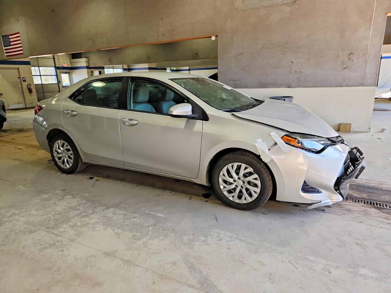 2019 TOYOTA COROLLA LE photo 7