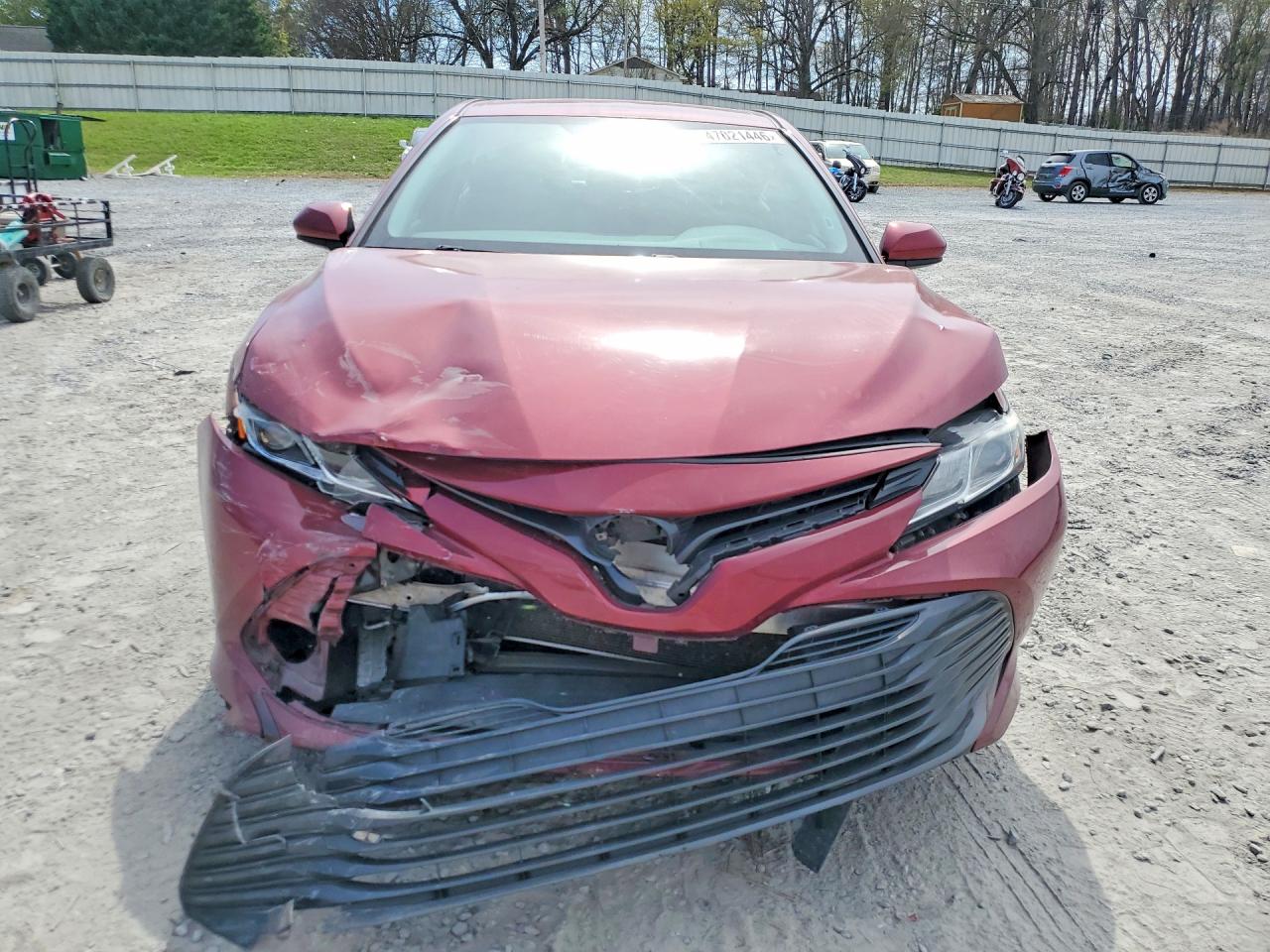 2020 TOYOTA CAMRY LE photo 9