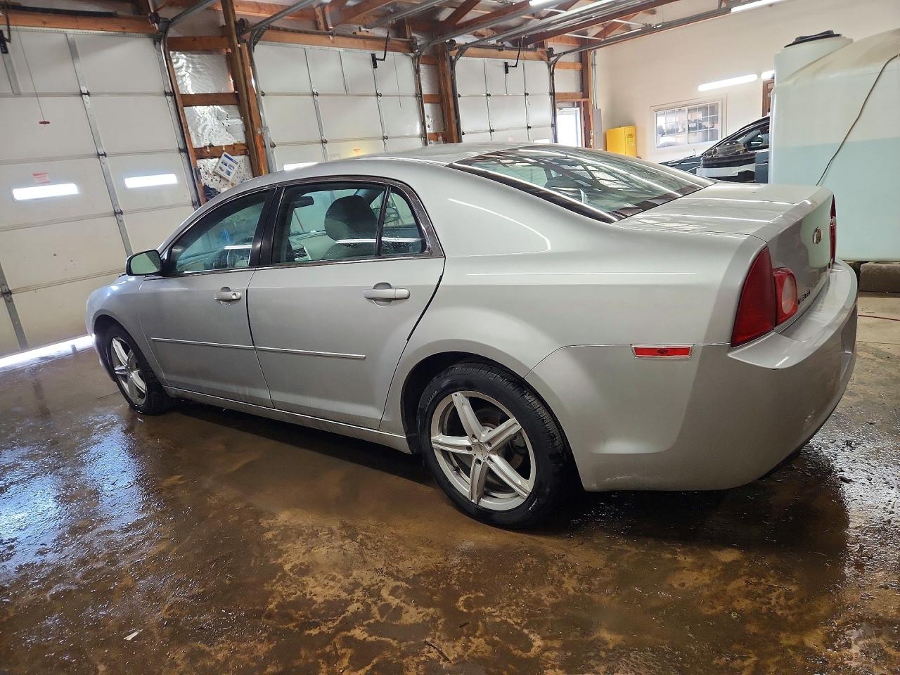 2011 CHEVROLET MALIBU LS photo 2