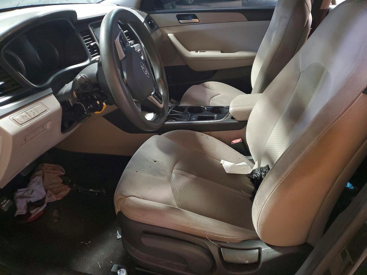 2018 HYUNDAI SONATA SE photo 7