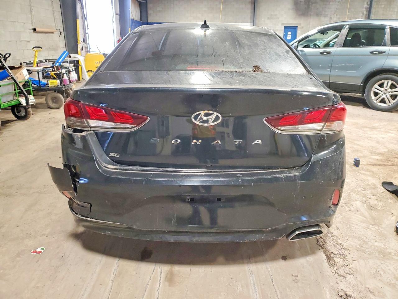 2018 HYUNDAI SONATA SE photo 6