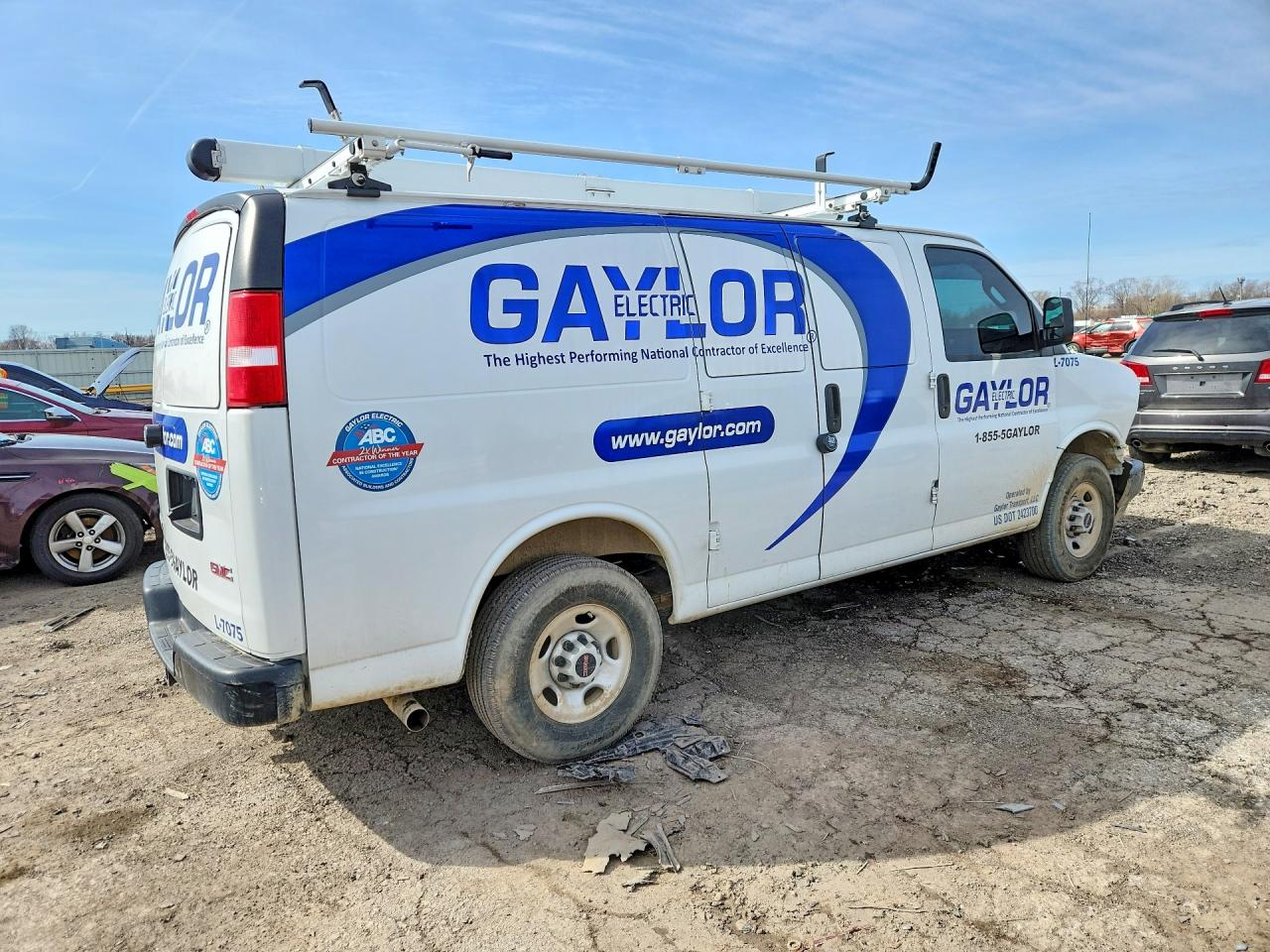 2024 GMC 2500 CARGO UTILITY / SERVICE VAN photo 7