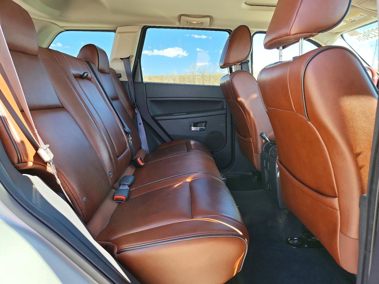 2009 JEEP GRAND CHEROKEE OVERLAND photo 31