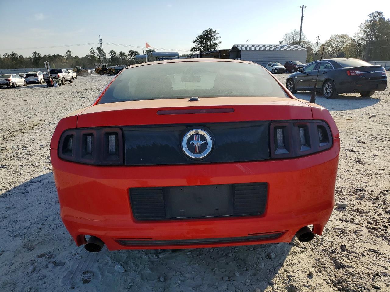 2013 FORD MUSTANG photo 6