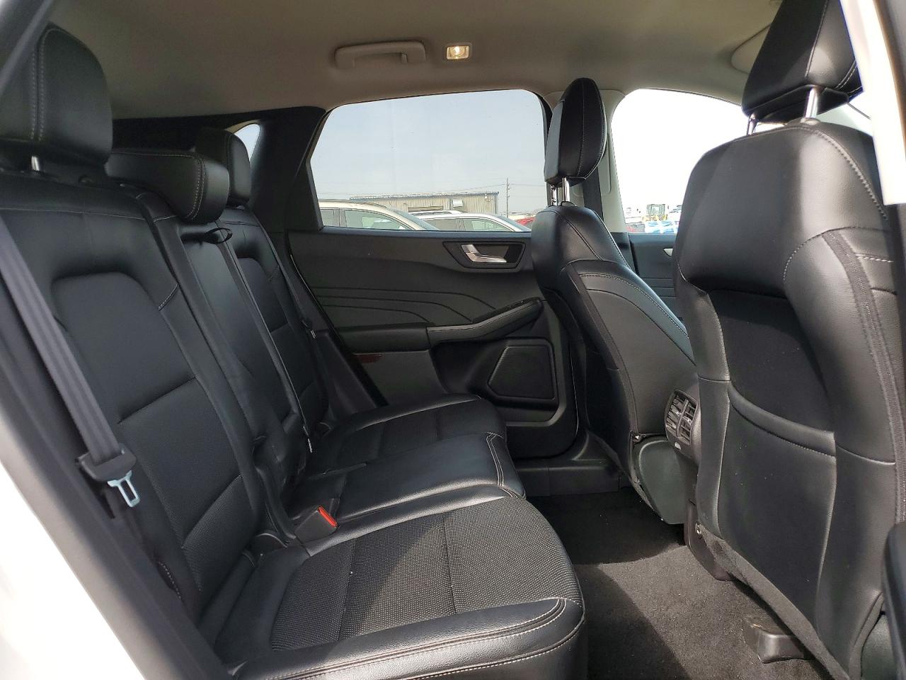 2022 FORD ESCAPE SEL photo 11