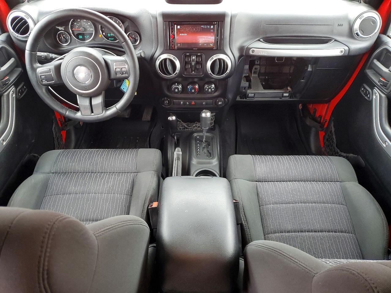2011 JEEP WRANGLER UNLIMITED SAHARA photo 15
