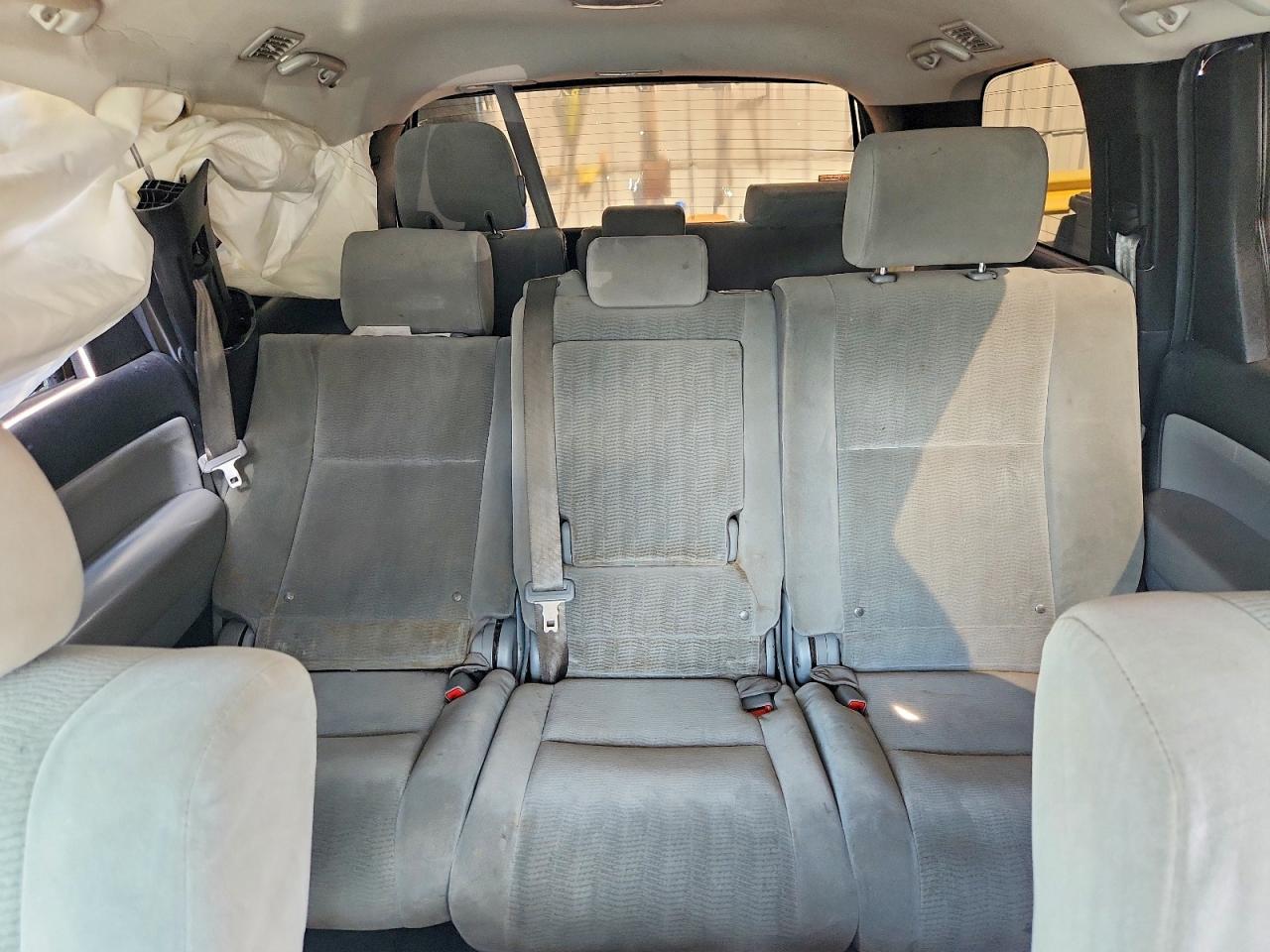 2015 TOYOTA SEQUOIA SR5 photo 10
