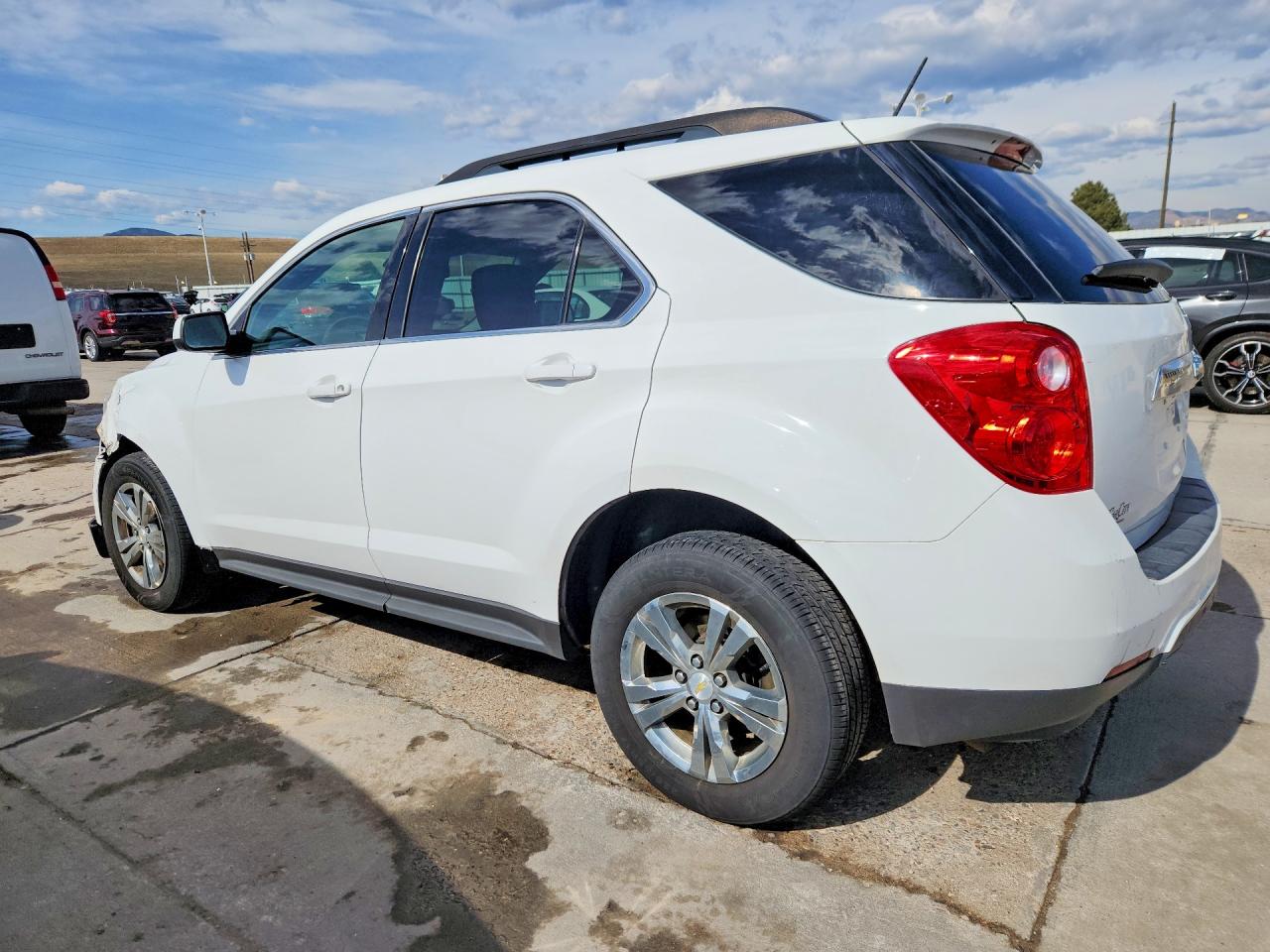 2015 CHEVROLET EQUINOX LT photo 2