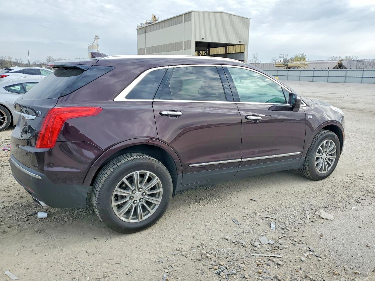 2018 CADILLAC XT5 photo 5