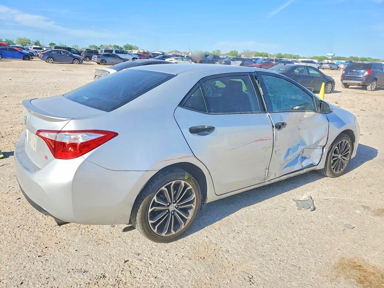 2016 TOYOTA COROLLA S PLUS photo 3