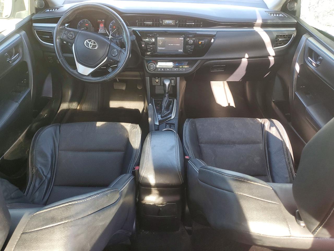 2016 TOYOTA COROLLA S PLUS photo 8
