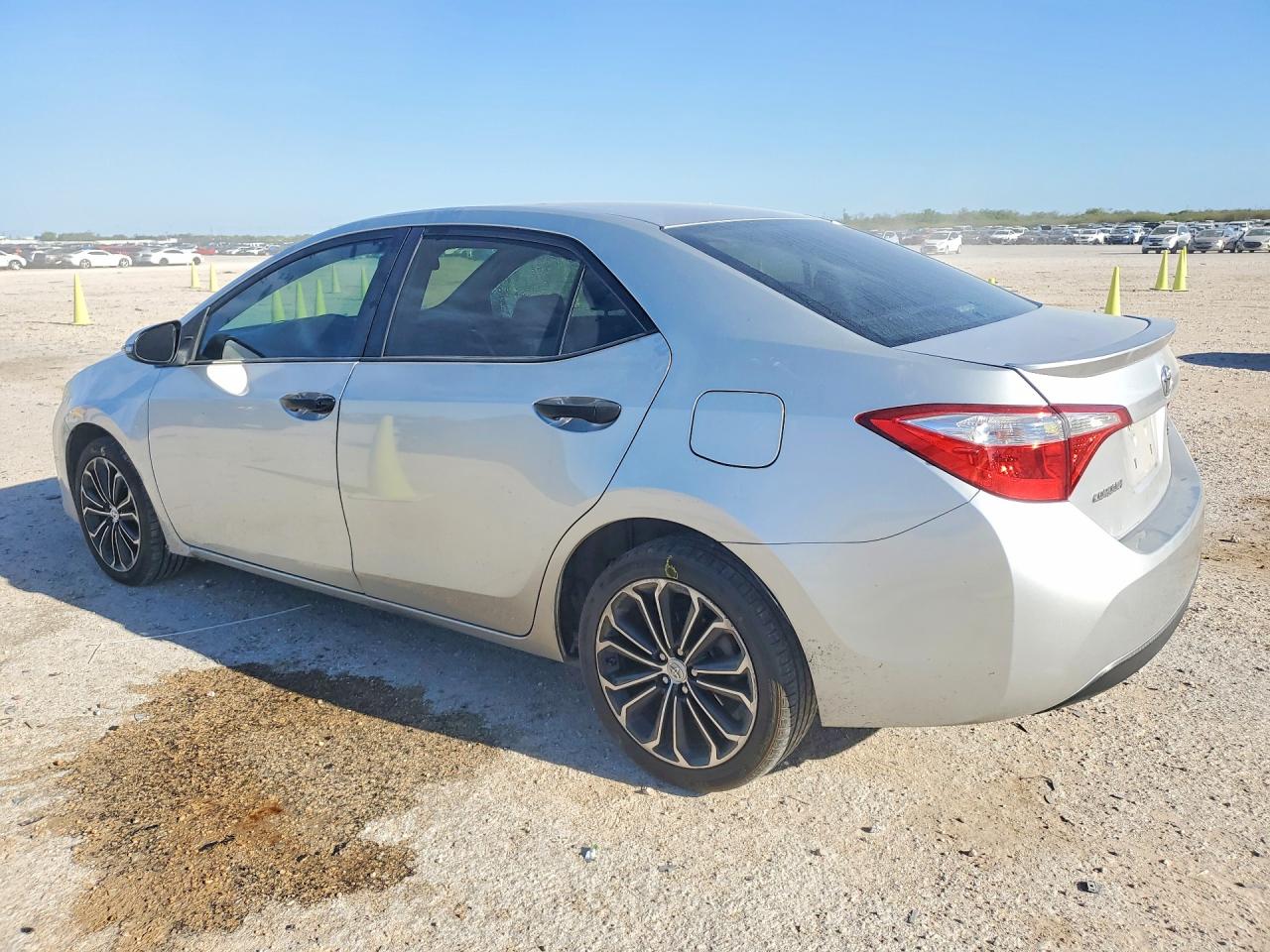 2016 TOYOTA COROLLA S PLUS photo 2