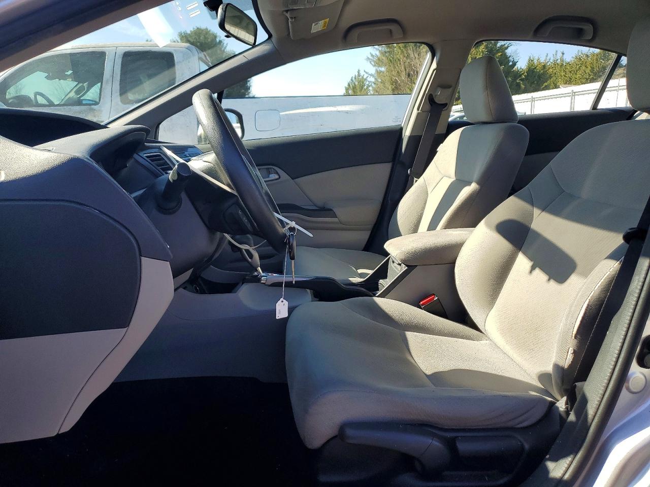 2013 HONDA CIVIC LX photo 13