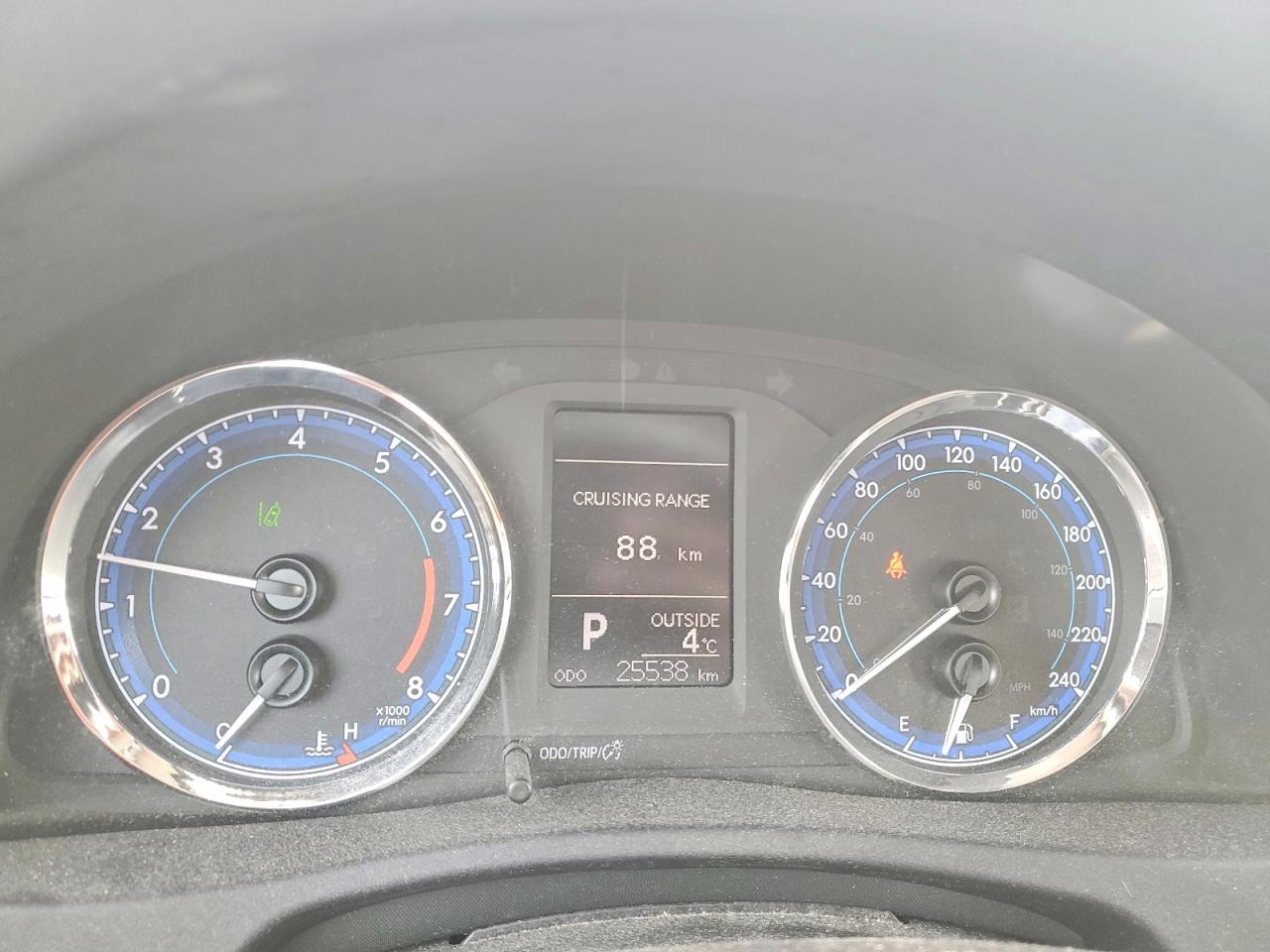 2017 TOYOTA COROLLA photo 9