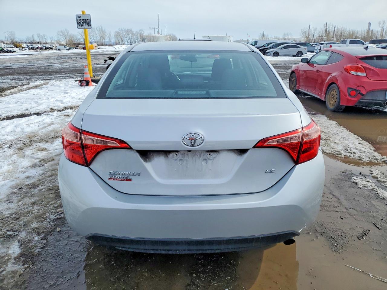 2017 TOYOTA COROLLA photo 6
