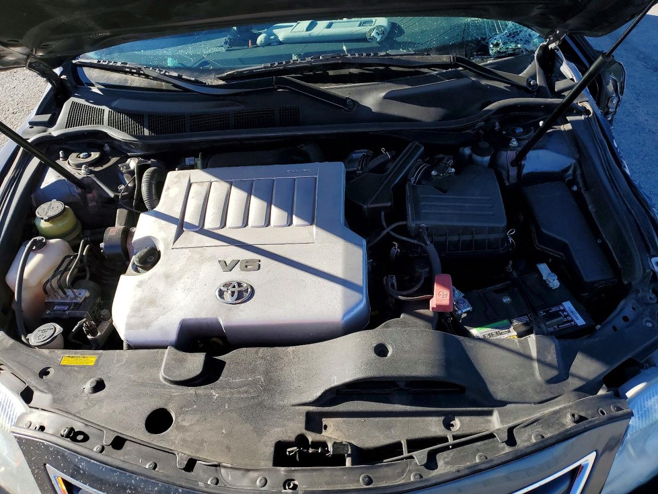 2011 TOYOTA CAMRY XLE V6 photo 21
