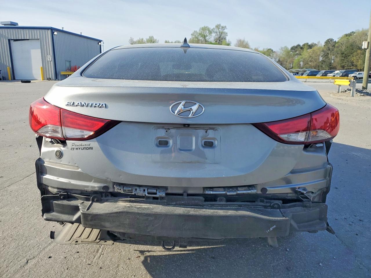2015 HYUNDAI ELANTRA SE photo 6