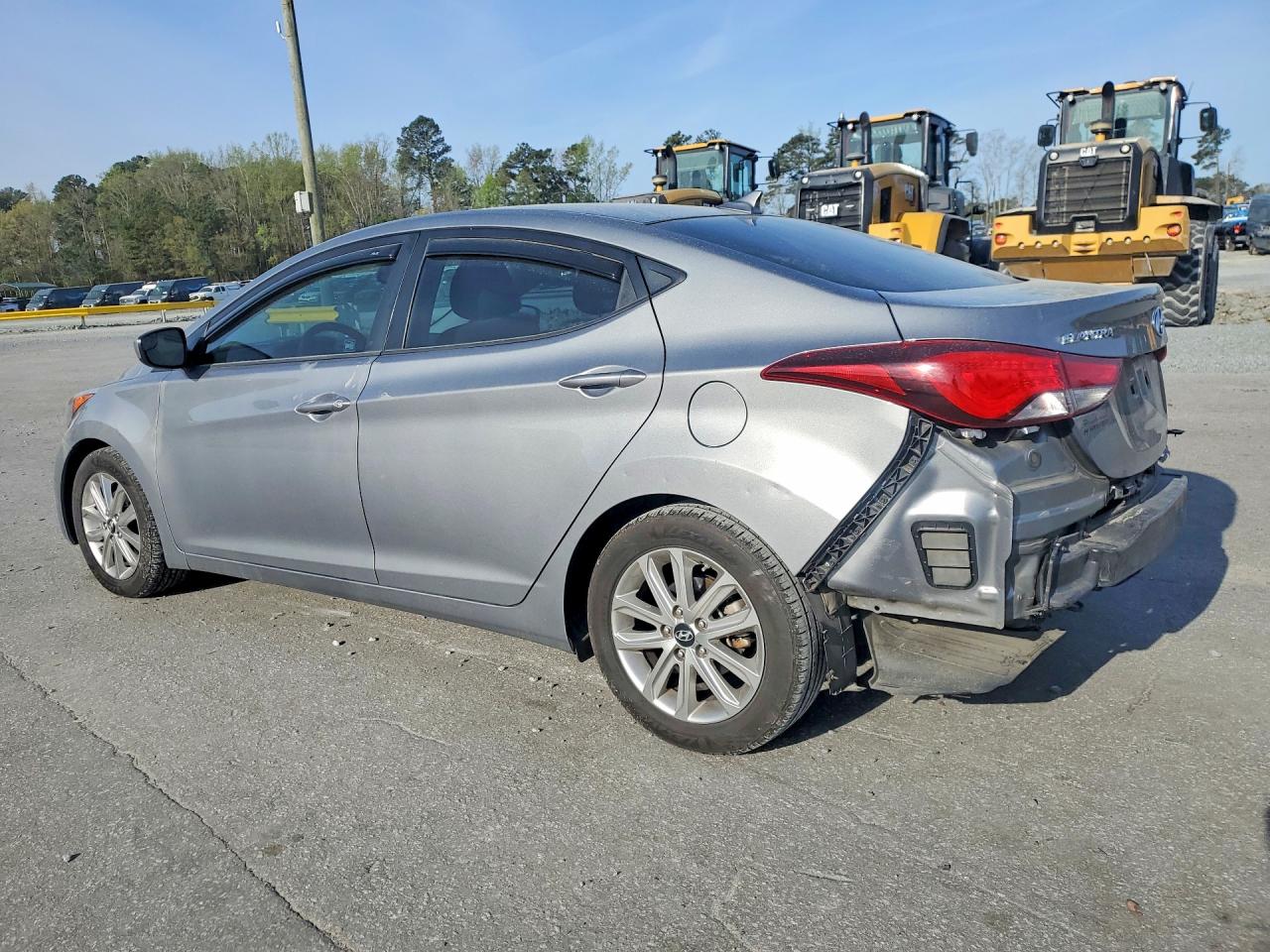2015 HYUNDAI ELANTRA SE photo 2