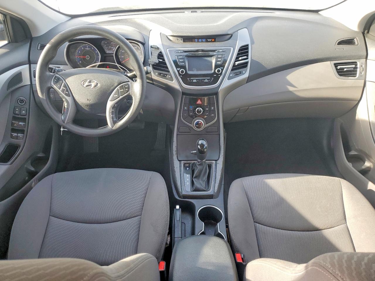 2015 HYUNDAI ELANTRA SE photo 8
