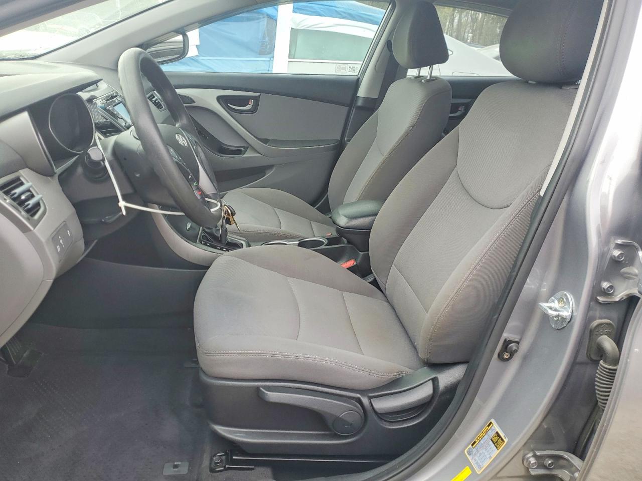 2015 HYUNDAI ELANTRA SE photo 7