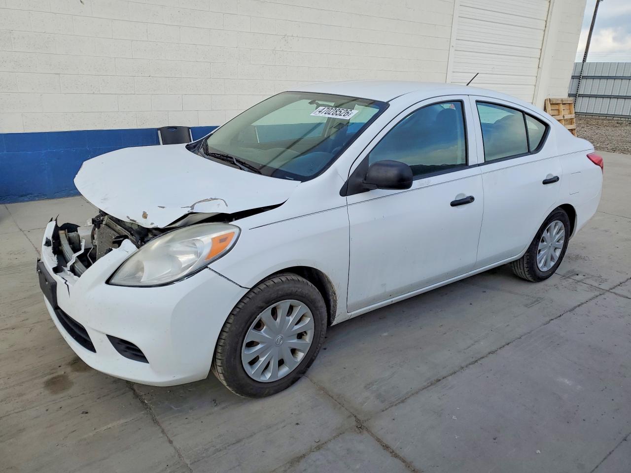 2014 NISSAN VERSA