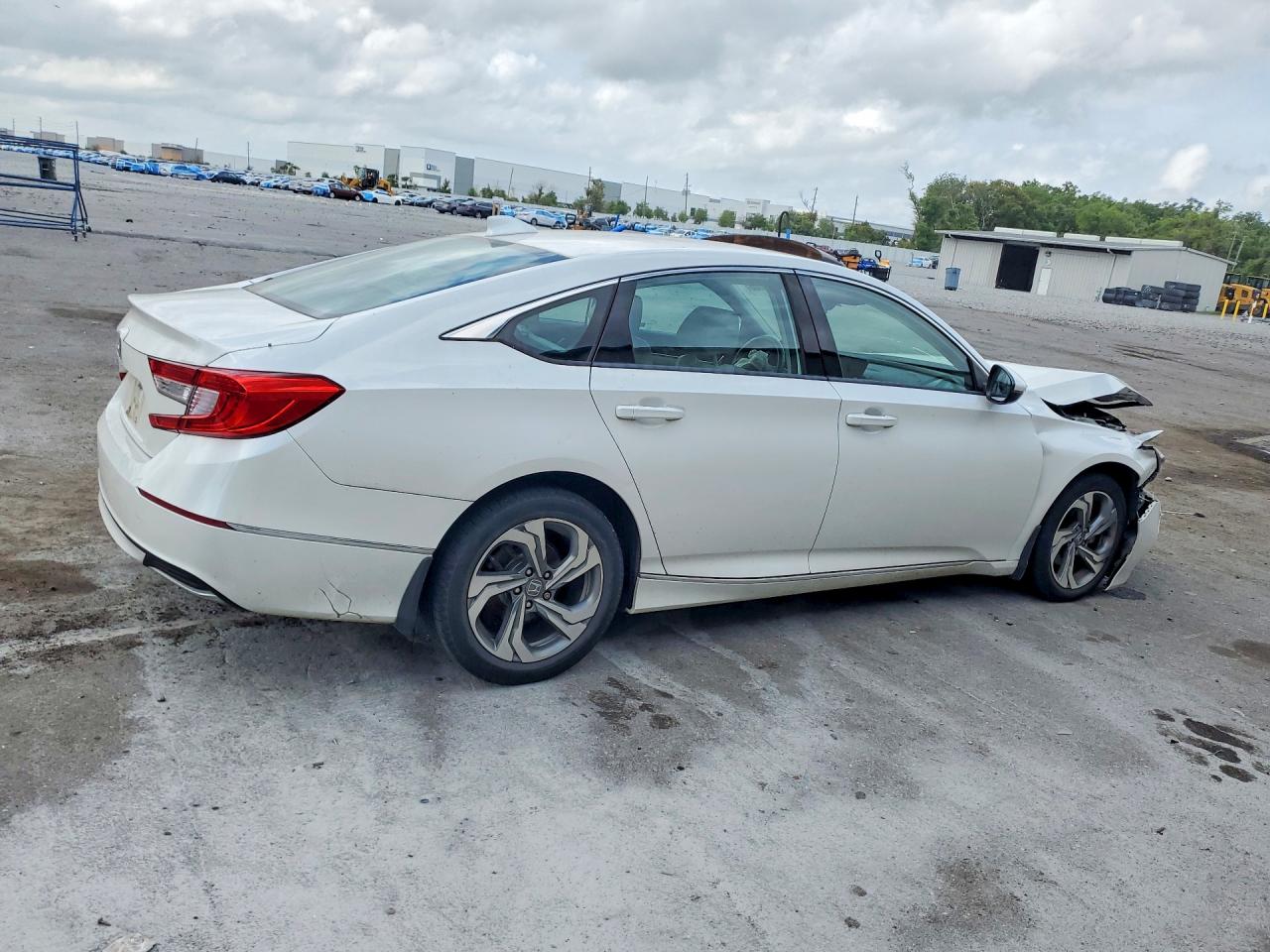 2018 HONDA ACCORD EXL photo 7