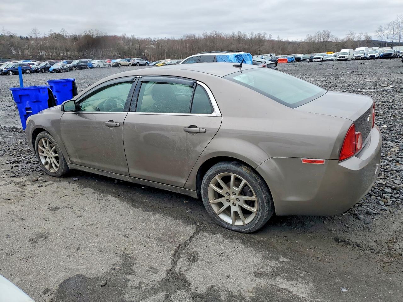 2011 CHEVROLET MALIBU LS photo 4