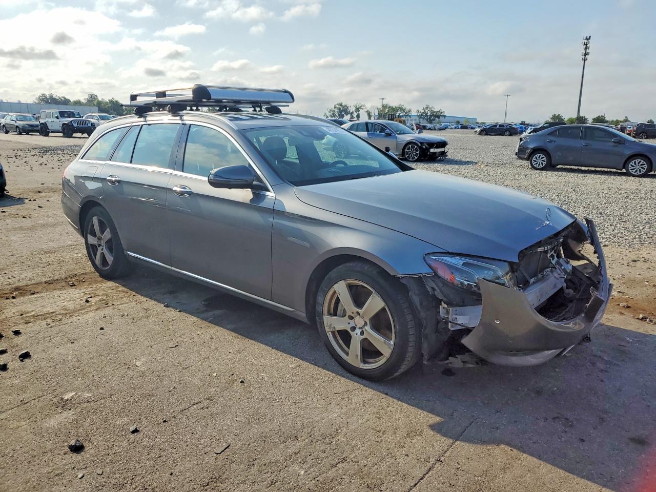 2018 MERCEDES-BENZ E 400 4MATIC photo 7