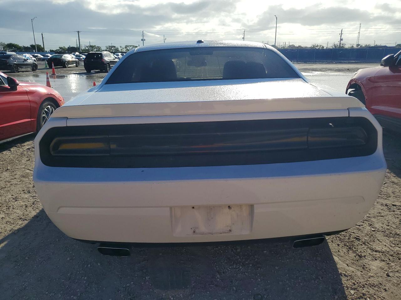 2013 DODGE CHALLENGER SXT photo 11