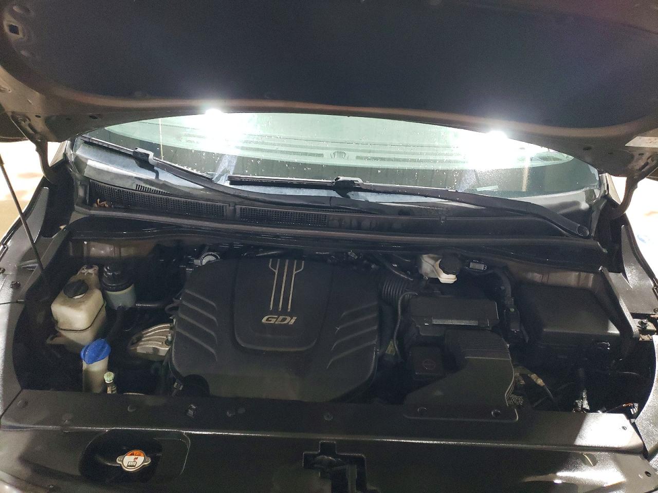 2016 KIA SEDONA LX photo 12