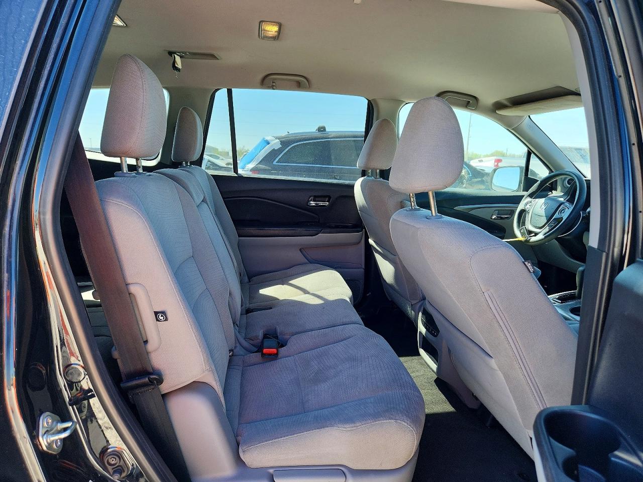 2016 HONDA PILOT EX photo 31