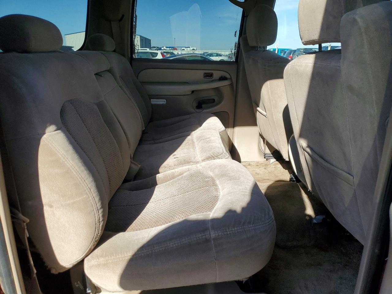 2002 CHEVROLET SUBURBAN C1500 photo 11