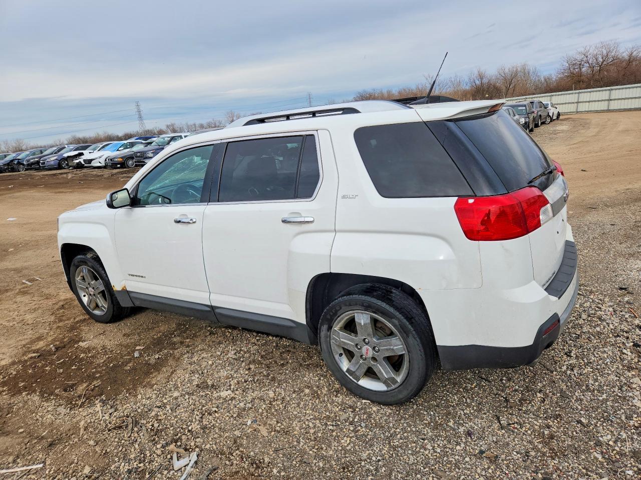 2012 GMC TERRAIN SLT photo 4