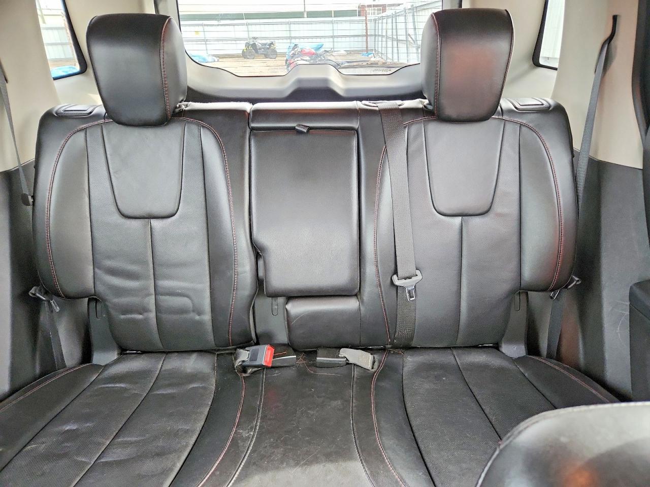 2012 GMC TERRAIN SLT photo 28