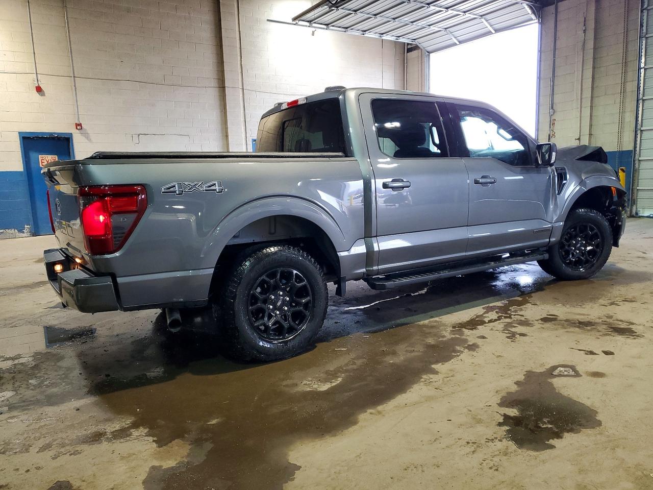 2025 FORD F150 XLT photo 3