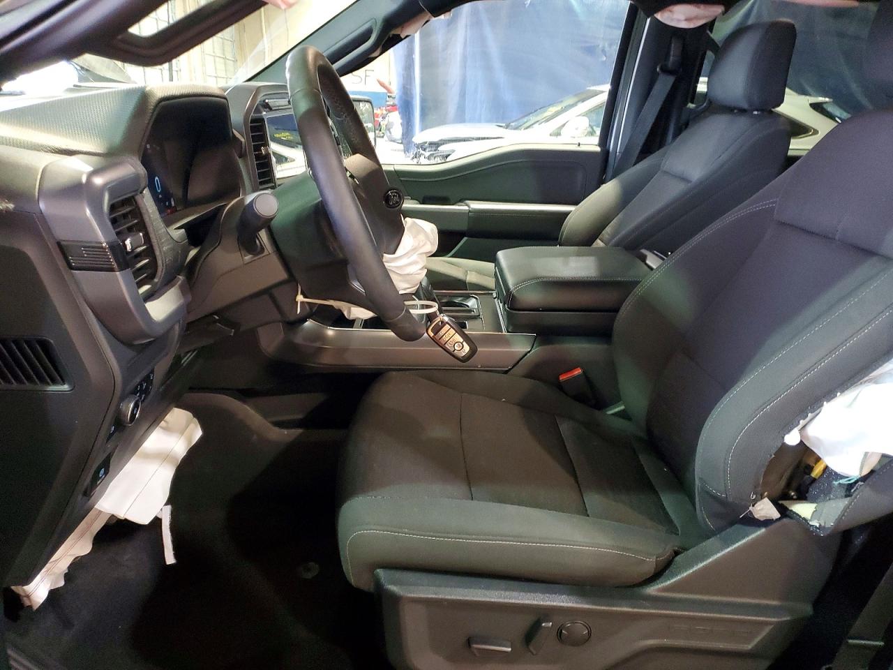 2025 FORD F150 XLT photo 7