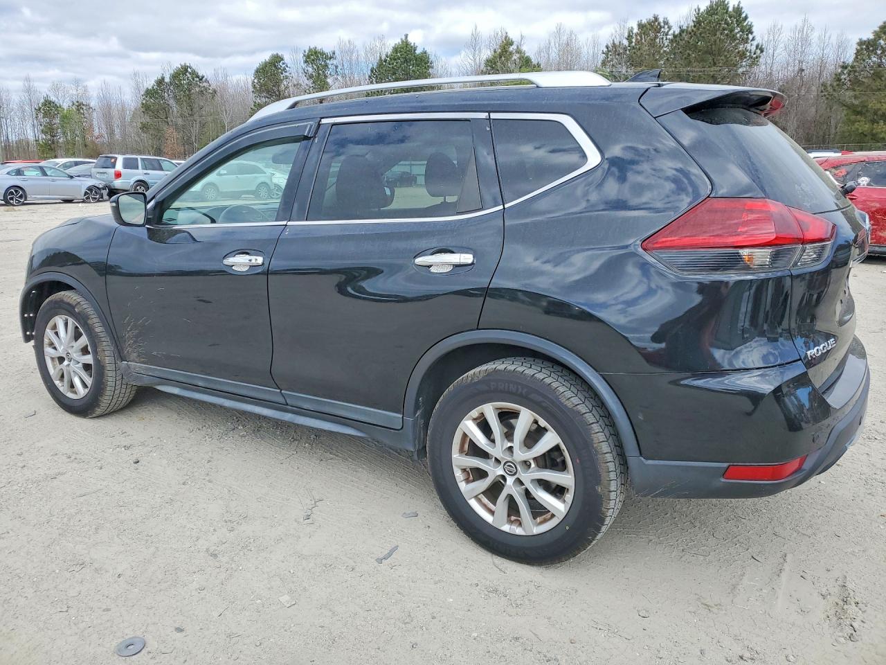 2020 NISSAN ROGUE SV photo 3