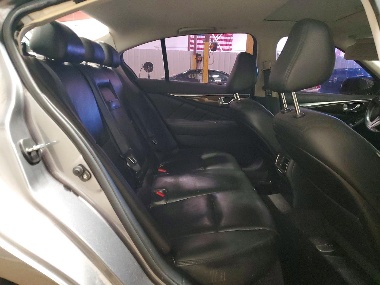 2018 INFINITI Q50 3.0T LUXE photo 28