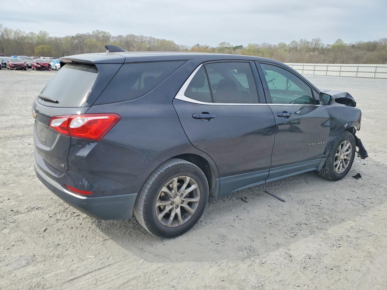 2020 CHEVROLET EQUINOX LT photo 3
