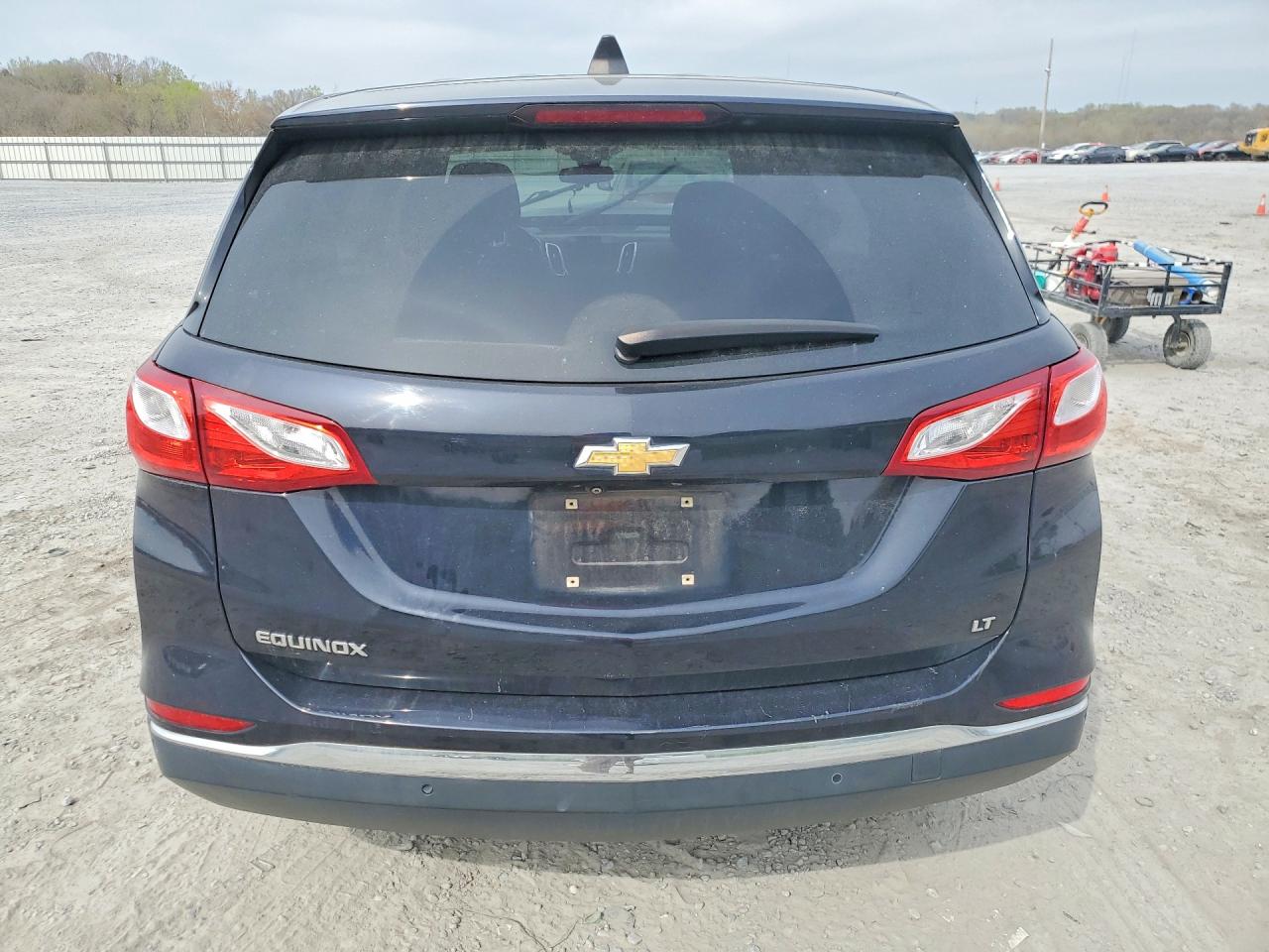 2020 CHEVROLET EQUINOX LT photo 6
