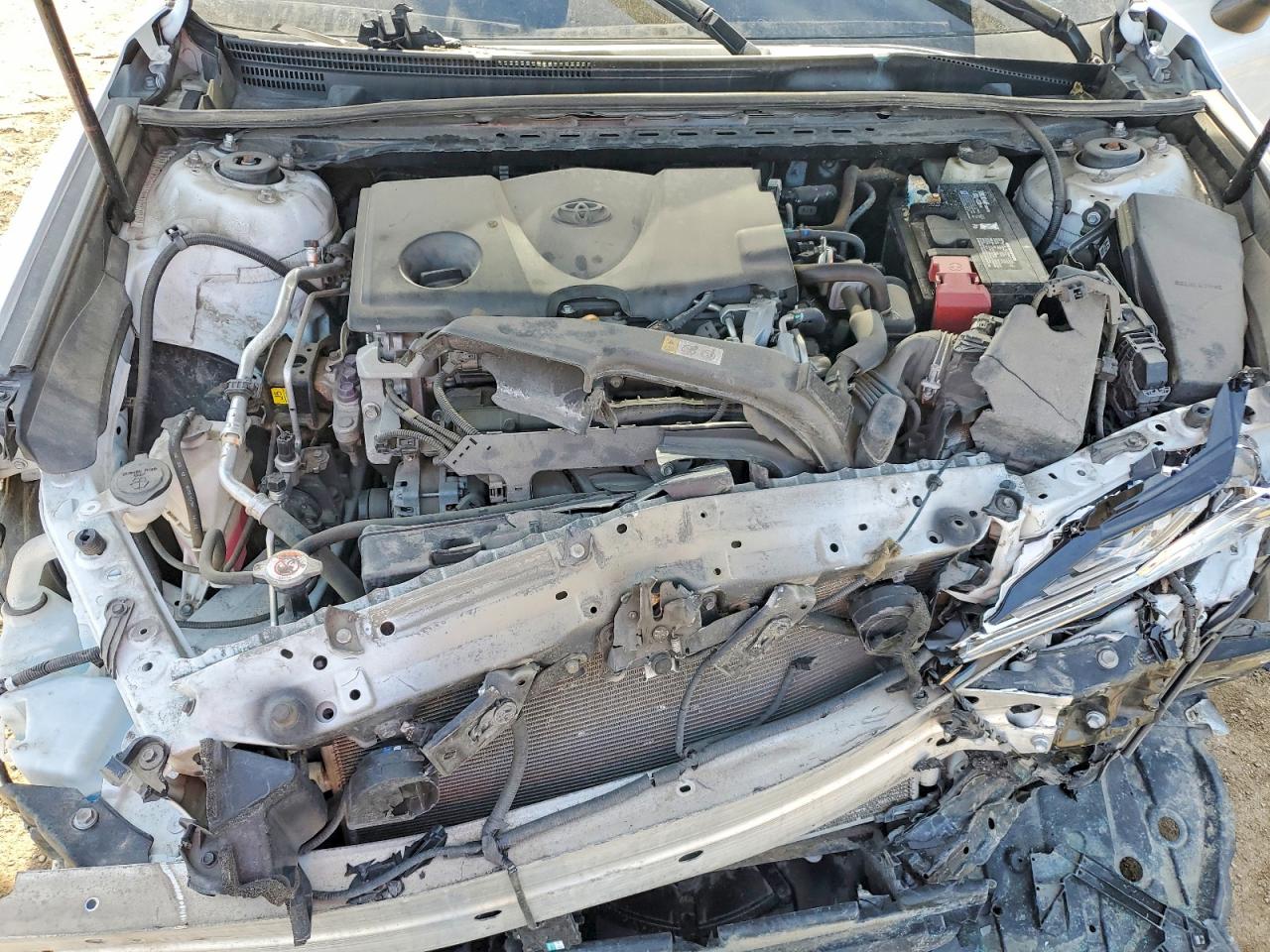 2018 TOYOTA CAMRY XSE photo 31