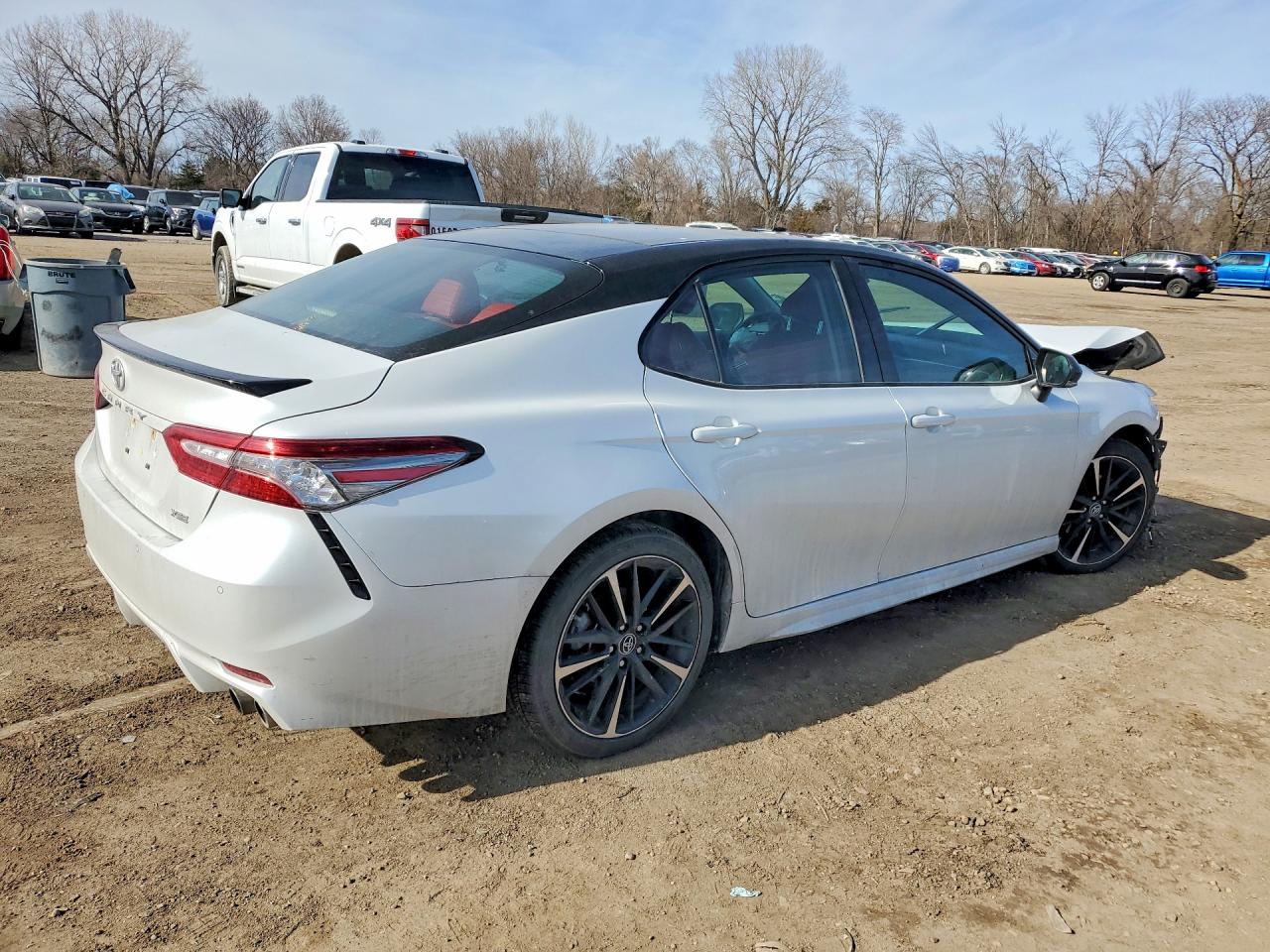 2018 TOYOTA CAMRY XSE photo 7