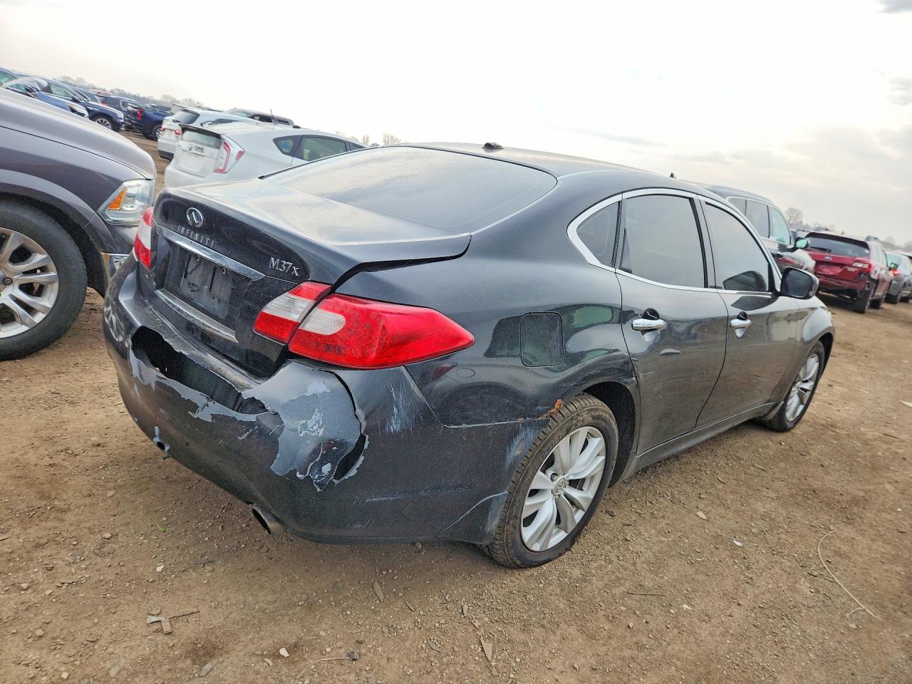 2011 INFINITI M37 X photo 5