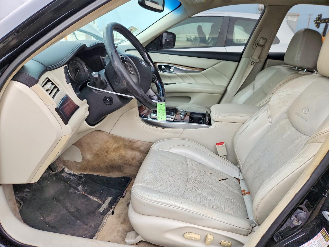 2011 INFINITI M37 X photo 13